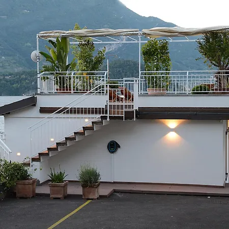 Holiday home Rhapsody By The *